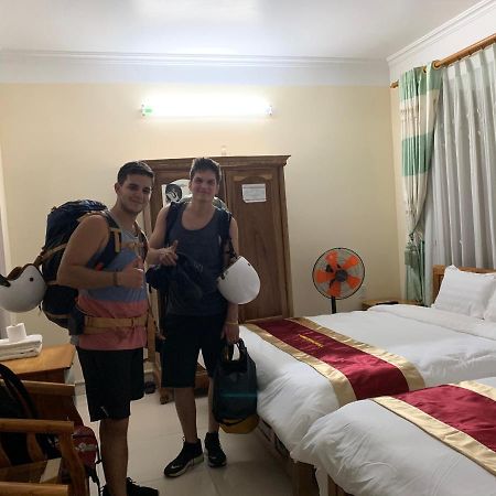 Hoang Ngoc Hotel Dong Khe Sau Exterior foto